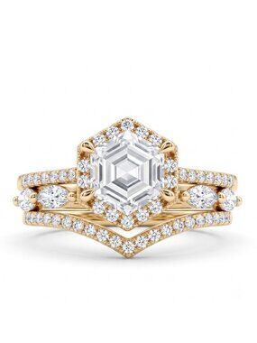 Charmed Aroma Honeycomb Bee ring, size 6, 925 Sterling Silver 10k Gold finish